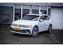 Volkswagen Tiguan 2.0 TSI 230pk 4Motion R-Line I Pano I Elek.trekhaak I Virtual-cockpit I Carplay I HuD I ACC I 1e-eig.