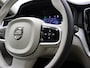Volvo V60 T6 350pk AWD Essential Edition Bright / Voorraadkorting €8000,- / Blond leder / ACC / PDC V+A / Camera / Stoel/- en stuurverwarming / 19'' Velgen / Getint glas /