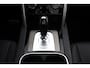 Land Rover Discovery Sport P300e 1.5 R-Dynamic HSE Panoramadak, Memorystoelen, Elektrische trekhaak, Less Drive Pack, Apple Car Play, Android Auto, Achteruitrijcamera, Dodehoekassistent, Luxe audiosysteem Meridian, ACC + Stop/go, Draadloos laden, etc.