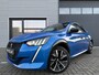 Peugeot e-208 EV GT 350 50 kWh ✓SOH 93.2% ✓3-Fase ✓Full LED ✓Stoelverwarming ✓Sfeerverlichting ✓Navigatie ✓Camera ✓Half Leder ✓Lichtmetaal 17" ✓Parkeersensoren