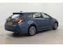 Toyota Corolla Touring Sports 1.8 Hybrid Style | Navigatie | Head-up display | Full LED | Parkeersensoren voor/achter | Stoelverwarming | Keyless | Adaptive Cruise | Clima | Apple Carplay / Android Auto | Camera | 17 inch