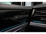 Volkswagen Touareg R 3.0 TSI eHybrid 462pk Tiptronic Trekhaak, Panoramadak, Lederen bekleding, Luchtvering, Head up display, LED matrix verlichting, 360 camera, Adaptive cruise control