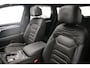 Volkswagen Touareg R 3.0 TSI eHybrid 462pk Tiptronic Trekhaak, Panoramadak, Lederen bekleding, Luchtvering, Head up display, LED matrix verlichting, 360 camera, Adaptive cruise control