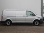 Volkswagen Transporter 2.0 TDI L2H1 28 Economy Business | Trekhaak | Parkeersensoren | Cruise control | App-connect | Betimmering |