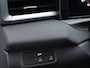 Volkswagen T-Roc Life First Edition 1.5 eTSI 116pk | Stoelverwarming | Camera | LED | 17 Inch | Apple Carplay - Android Auto |