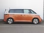 Volkswagen ID. Buzz Pro 77kWh | Origineel Two-tone | Elektrische stoelen | Wegklapbare trekhaak | Keyless | Camera | 19" velgen |