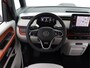 Volkswagen ID. Buzz Pro 77kWh | Origineel Two-tone | Elektrische stoelen | Wegklapbare trekhaak | Keyless | Camera | 19" velgen |