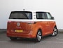 Volkswagen ID. Buzz Pro 77kWh | Origineel Two-tone | Elektrische stoelen | Wegklapbare trekhaak | Keyless | Camera | 19" velgen |