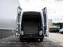 Renault Master T35 2.3 dCi L3H2 | Cruise Control | Trekhaak 2500kg | Airco | Lage KM stand!
