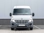 Renault Master T35 2.3 dCi L3H2 | Cruise Control | Trekhaak 2500kg | Airco | Lage KM stand!