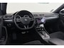 Skoda Superb Combi 2.0 TSI 220 PK Sportline Business | Uitklap Trekhaak | Panoramadak | Camera | CarPlay | Stoelverwarming V+A |