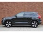Volvo XC40 Recharge Twin Plus | Semi elektrische trekhaak | Verwarmbare voorstoelen en stuurwiel | Interieur voorverwarm installatie | High performance audio | 19 inch lichtmetalen velgen | Extra getint glas achter | Achteruitrijcamera