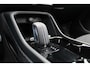 Volvo XC40 Recharge Twin Plus | Semi elektrische trekhaak | Verwarmbare voorstoelen en stuurwiel | Interieur voorverwarm installatie | High performance audio | 19 inch lichtmetalen velgen | Extra getint glas achter | Achteruitrijcamera