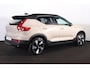 Volvo EX40 Twin Performance Ultra - Panorama/schuifdak - IntelliSafe Assist & Surround - 360º Camera - Harman/Kardon audio - Verwarmde voorstoelen, stuur & achterbank - Parkeersensoren voor & achter - Elektr. bedienb. voorstoelen met geheugen links - Draadloze tel. lader - Warmtepomp - Extra getint glas - Elektr. inklapbare trekhaak - 19' LMV