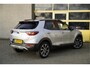 Kia Stonic 1.0 T-GDi DynamicPlusLine BJ2020 Lmv 17" | Led | Pdc | Navi | Keyless entry | Achteruitrijcamera | App-Connect | Climate control | Cruise control | Extra getint glas | Zwart dak