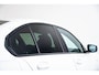 BMW 3-Serie 320i Business Edition M Sport - Elektrisch verwarmde voorstoelen - Getinte Ruiten - Active Guard Plus - Cruise control - PDC Voor/Achter - HiFi  - Automatisch dimmende binnenspiegel - Doorlaadopening -