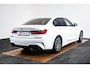 BMW 3-Serie 320i Business Edition M Sport - Elektrisch verwarmde voorstoelen - Getinte Ruiten - Active Guard Plus - Cruise control - PDC Voor/Achter - HiFi  - Automatisch dimmende binnenspiegel - Doorlaadopening -