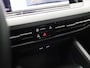 Volkswagen Golf 1.0 TSI Life | NAVIGATIE | ACHTERUITRIJCAMERA | CLIMATE CONTROL | PARKEERSENSOREN | APPLE CARPLAY |