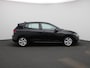 Volkswagen Golf 1.0 TSI Life | NAVIGATIE | ACHTERUITRIJCAMERA | CLIMATE CONTROL | PARKEERSENSOREN | APPLE CARPLAY |