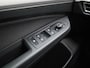 Volkswagen Golf 1.0 TSI Life | NAVIGATIE | ACHTERUITRIJCAMERA | CLIMATE CONTROL | PARKEERSENSOREN | APPLE CARPLAY |