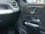Mercedes-Benz GLB 200 Business Solution AMG 7p. Panorama dak