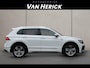 Volkswagen Tiguan 1.4 TSI 4Motion R-line | Schuifdak | Automaat | ACC | Stoelverwarming