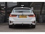 BMW 3-Serie Touring 318i High Executive Sport Line | TREKHAAK | APPLE CARPLAY | NAP | DEALER ONDERHOUDEN | ANDROID AUTO