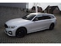 BMW 3-Serie Touring 318i High Executive Edition M Sport Autom Panodak Leder Sportst Stoelverw Navi Camera Clima Cruise 2x PDC ENZ