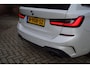 BMW 3-Serie Touring 318i High Executive Edition M Sport Autom Panodak Leder Sportst Stoelverw Navi Camera Clima Cruise 2x PDC ENZ