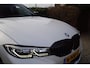 BMW 3-Serie Touring 318i High Executive Edition M Sport Autom Panodak Leder Sportst Stoelverw Navi Camera Clima Cruise 2x PDC ENZ