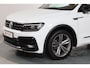 Volkswagen Tiguan Allspace 1.5 TSI R-line 7-Persoons Trekhaak, Panorama dak, ACC, Virtual Cockpit, Apple Carplay/Android Auto, Alcantara