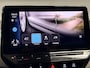 Volkswagen ID.3 First Max 58 kWh SoH 90% / Trekhaak / 3 Fase / Massage / Panoramadak / Stoel en stuurverwarming / Camera /
