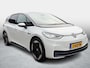Volkswagen ID.3 First Max 58 kWh SoH 90% / Trekhaak / 3 Fase / Massage / Panoramadak / Stoel en stuurverwarming / Camera /