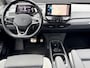 Volkswagen ID.3 First Max 58 kWh SoH 90% / Trekhaak / 3 Fase / Massage / Panoramadak / Stoel en stuurverwarming / Camera /