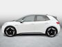 Volkswagen ID.3 First Max 58 kWh SoH 90% / Trekhaak / 3 Fase / Massage / Panoramadak / Stoel en stuurverwarming / Camera /