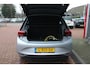 Volkswagen ID.3 58kWh *Life* | Fase | Carplay | Adaptive Cruise & Climate Control | Stoelverwarming | PDC | Navigatie | Bluetooth |