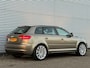 Audi A3 Sportback 1.6 Style, NAP, APK, Airco, Cruise, 18" LM, 5-deurs Aux