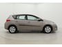 Toyota Auris 1.8 Hybrid Aspiration | Origineel NL | Trekhaak | Navigatie | Cruise Control | Clima | Camera | 15 inch