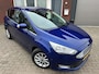 Ford C-Max 1.5 Titanium / Navi / Cruise / Airco / PDC / Trekhaak / Parkeerhulp / Stoel en stuur verwarming / Riem vervangen