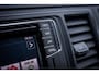 Volkswagen Transporter 2.0 TDI Highline | Automaat | Navigatie | Parkeerhulp | Cruise control | Car-Play | Stuurbediening |