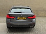 BMW 5-Serie Touring 530e 292pk | M-pakket | Camera | Leder | Sportstoelen | Wegklapbare trekhaak | Adaptieve cruise | Virtual cockpit | Sfeerverlichting | Apple CarPlay | Stoel&stuurverwarming | 19 inch M-velgen | Elektrische achterklep | Volledig onderhouden