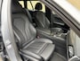 BMW 5-Serie Touring 530e 292pk | M-pakket | Camera | Leder | Sportstoelen | Wegklapbare trekhaak | Adaptieve cruise | Virtual cockpit | Sfeerverlichting | Apple CarPlay | Stoel&stuurverwarming | 19 inch M-velgen | Elektrische achterklep | Volledig onderhouden