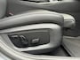 BMW 5-Serie Touring 530e 292pk | M-pakket | Camera | Leder | Sportstoelen | Wegklapbare trekhaak | Adaptieve cruise | Virtual cockpit | Sfeerverlichting | Apple CarPlay | Stoel&stuurverwarming | 19 inch M-velgen | Elektrische achterklep | Volledig onderhouden