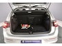 Volkswagen Golf Life Edition 1.5 eTSI 115pk DSG Automaat Adaptive cruise control, Achteruitrijcamera, LED koplampen, Stoelverwarming, Parkeersensoren, App connect