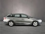 Skoda Octavia Combi Business Edition 1.0 TSI 110pk Trekhaak, Elektrische achterklep, Navigatie, Parkeersensoren, Cruise control, Stoelverwarming, App connect, LED koplampen