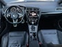 Volkswagen Golf 1.4 TSI GTE Connected Series - Navigatie - Lederen bekleding - Climate Controle - Dode hoek waarschuwing