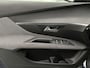 Peugeot 3008 SUV Active Pack Business 130 pk | Navigatie | Achteruitrijcamera | Parkeersensoren Voor en Achter | LED Koplampen | Keyless Start | Head-up Display | Lederen Stuurwiel | Climate Control | Cruise Control | 17" Lichtmetalen Velgen | Apple Carplay/Android Auto |