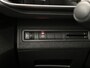 Peugeot 3008 SUV Active Pack Business 130 pk | Navigatie | Achteruitrijcamera | Parkeersensoren Voor en Achter | LED Koplampen | Keyless Start | Head-up Display | Lederen Stuurwiel | Climate Control | Cruise Control | 17" Lichtmetalen Velgen | Apple Carplay/Android Auto |