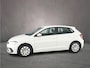 Volkswagen Polo Polo 1.0 MPI 80pk Cruise control, Parkeersensor achter, LED koplampen, Airco, DAB, Radio, App connect, Bluetooth