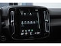 Volvo XC40 T4 211PK Automaat Recharge Inscription / Panoramadak / Adaptive cruise control / Harman Kardon audio / Pilot assist / BLIS / Stoel en stuur verwarming / Elektrische achterklep / Parkeersensoren met camera
